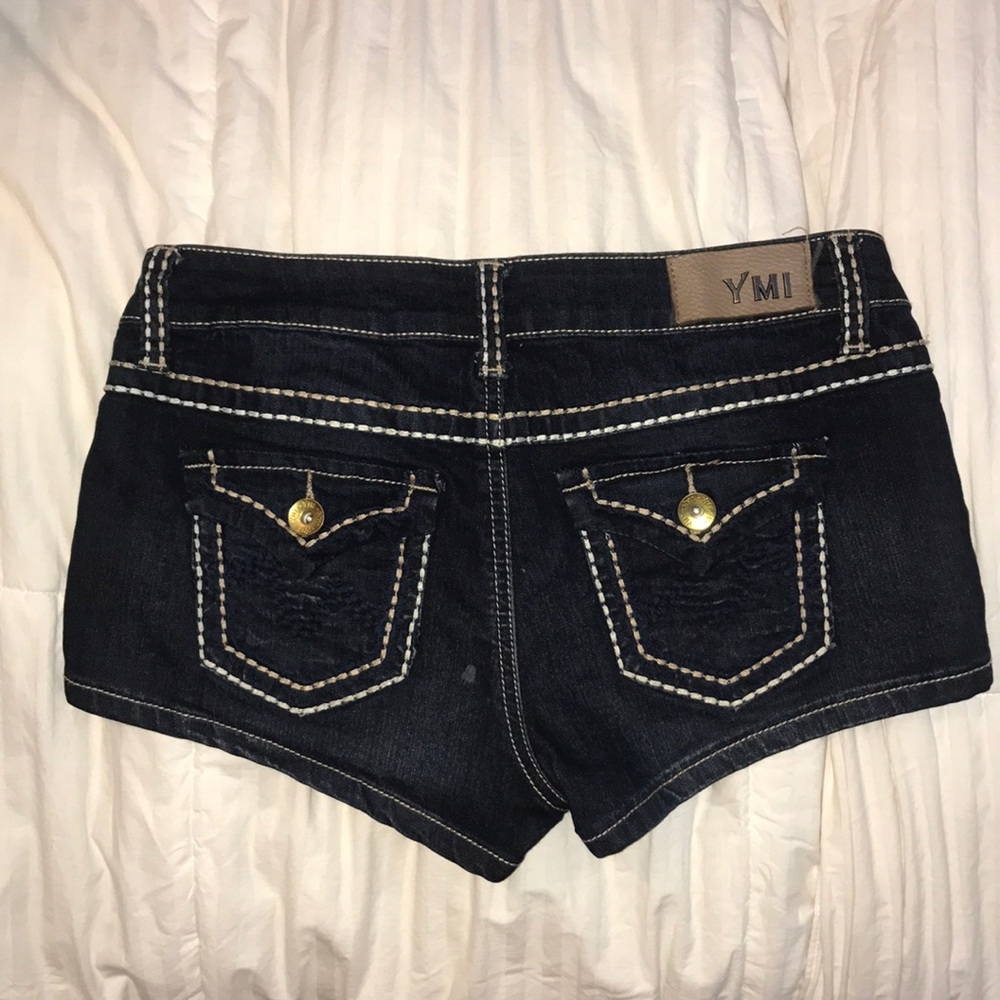 Shorts - Picture 2 of 2